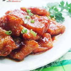 民贺店车提供河北小吃酱汁瓦块鱼 的做法,其包含：主料,辅料,食材,做法等,让您在免费的小吃培训中学习到酱汁瓦块鱼 的烹饪技巧