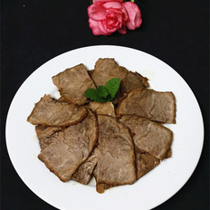 民贺店车提供凉菜卤牛肉 的做法,其包含：主料,辅料,食材,做法等,让您在免费的小吃培训中学习到卤牛肉 的烹饪技巧