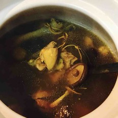 民贺店车提供汤粥虫草花灵芝煲鸡 的做法,其包含：主料,辅料,食材,做法等,让您在免费的小吃培训中学习到虫草花灵芝煲鸡 的烹饪技巧