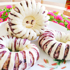民贺店车提供糕点主食花样紫薯卷 的做法,其包含：主料,辅料,食材,做法等,让您在免费的小吃培训中学习到花样紫薯卷 的烹饪技巧