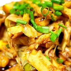 民贺店车提供闽菜蟹黄白菜 的做法,其包含：主料,辅料,食材,做法等,让您在免费的小吃培训中学习到蟹黄白菜 的烹饪技巧