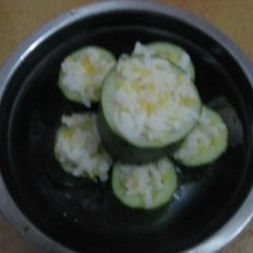 民贺店车提供日本料理翡翠白玉寿司 的做法,其包含：主料,辅料,食材,做法等,让您在免费的小吃培训中学习到翡翠白玉寿司 的烹饪技巧