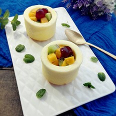 民贺店车提供蛋糕面包轻乳酪水果杯 的做法,其包含：主料,辅料,食材,做法等,让您在免费的小吃培训中学习到轻乳酪水果杯 的烹饪技巧
